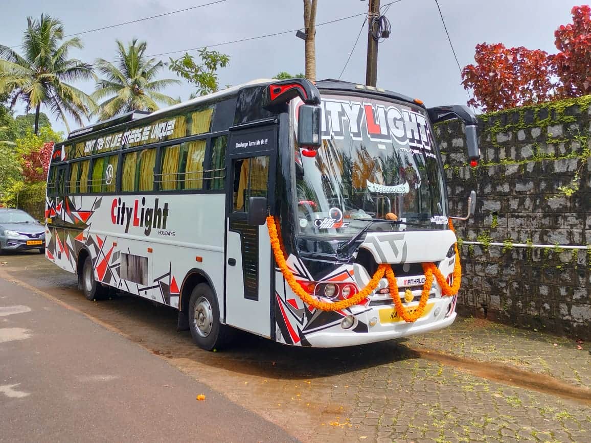 Mangalore Tourist Bus