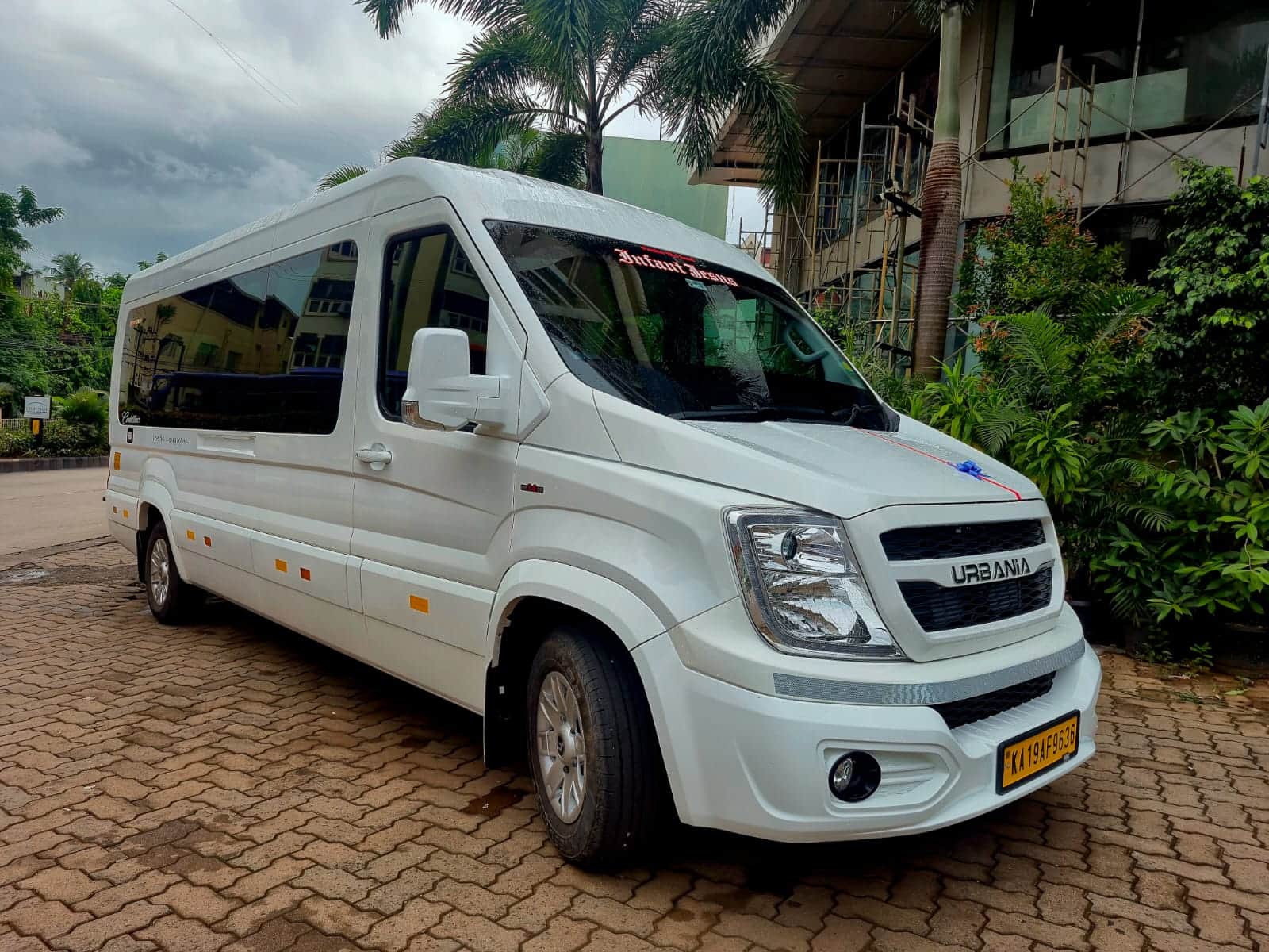 Urbania Service in Mangalore for Temple & Pilgrimage Trips
